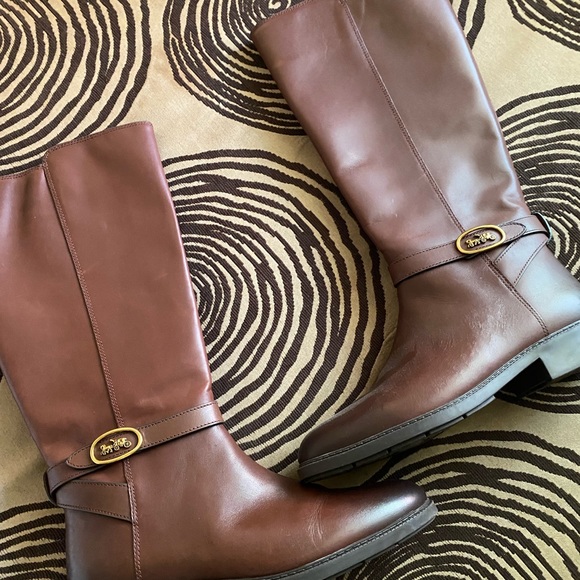 Beautiful riding coach boots only worn three times in original box - Picture 6 of 11